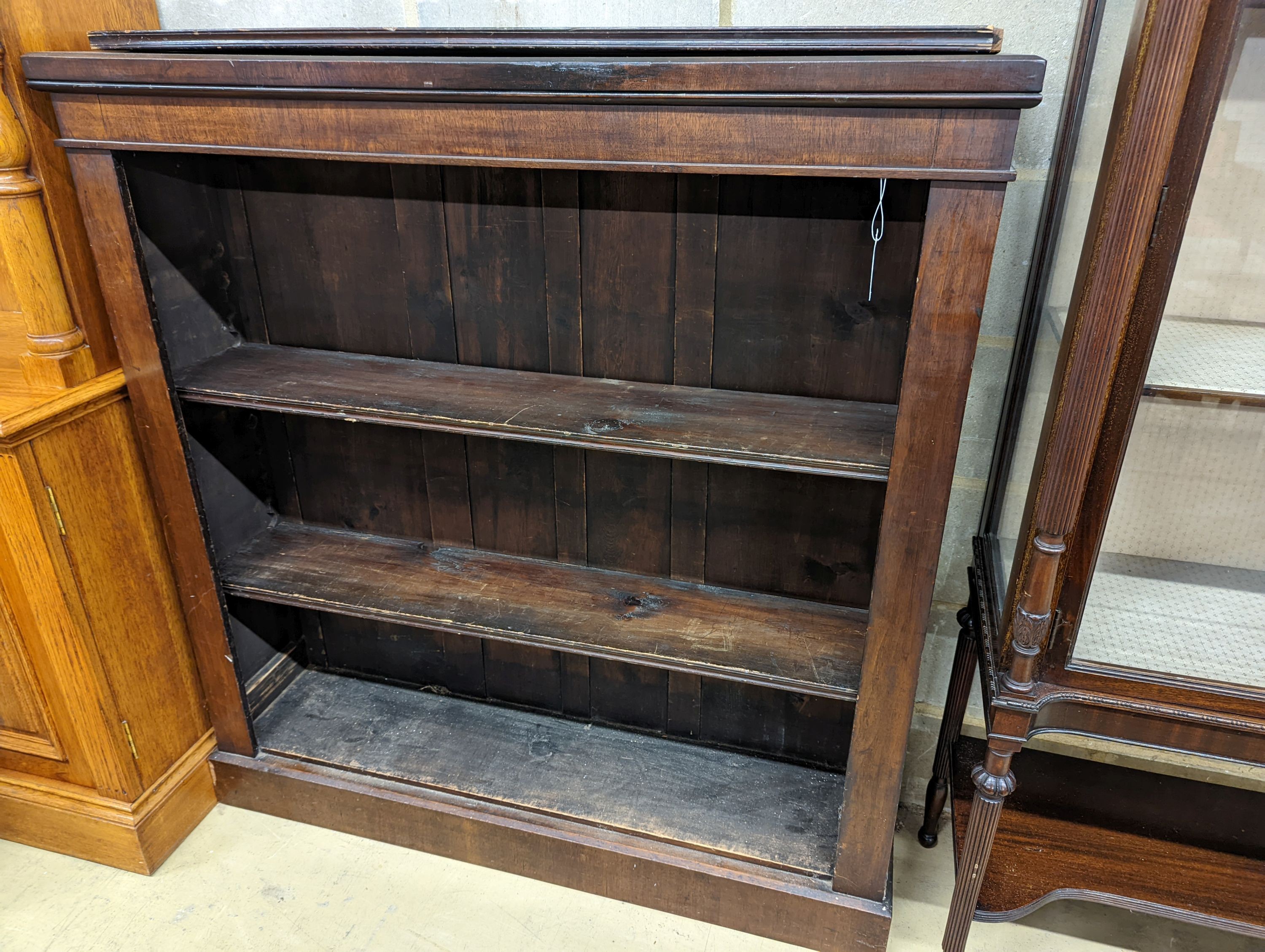 A Victorian mahogany oak open bookcase, length 122cm, depth 30cm, height 128cm